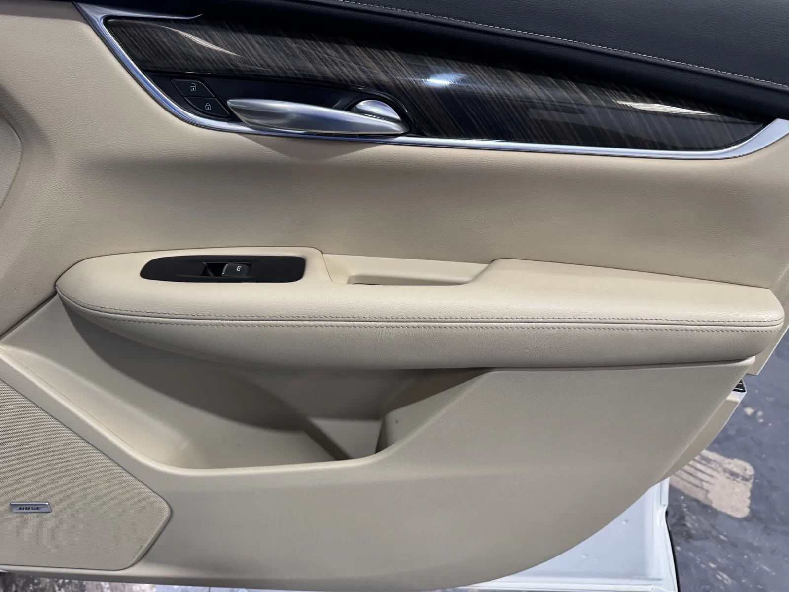Cadillac XT5 photo 7