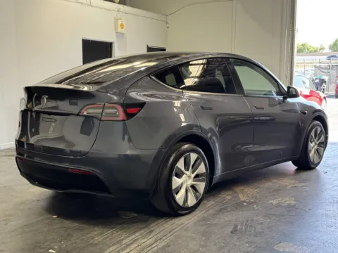 More photos of 2023 Tesla Model Y at Premium Autos - Norco, CA