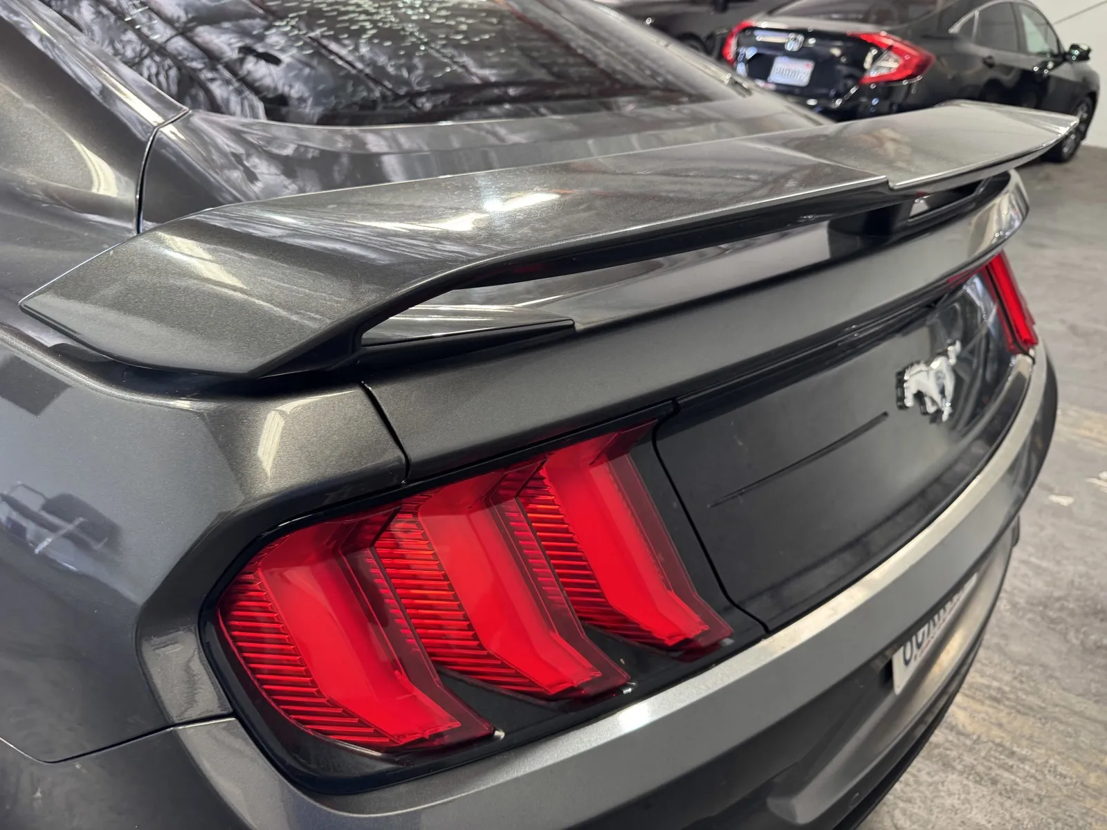 Ford Mustang photo 8