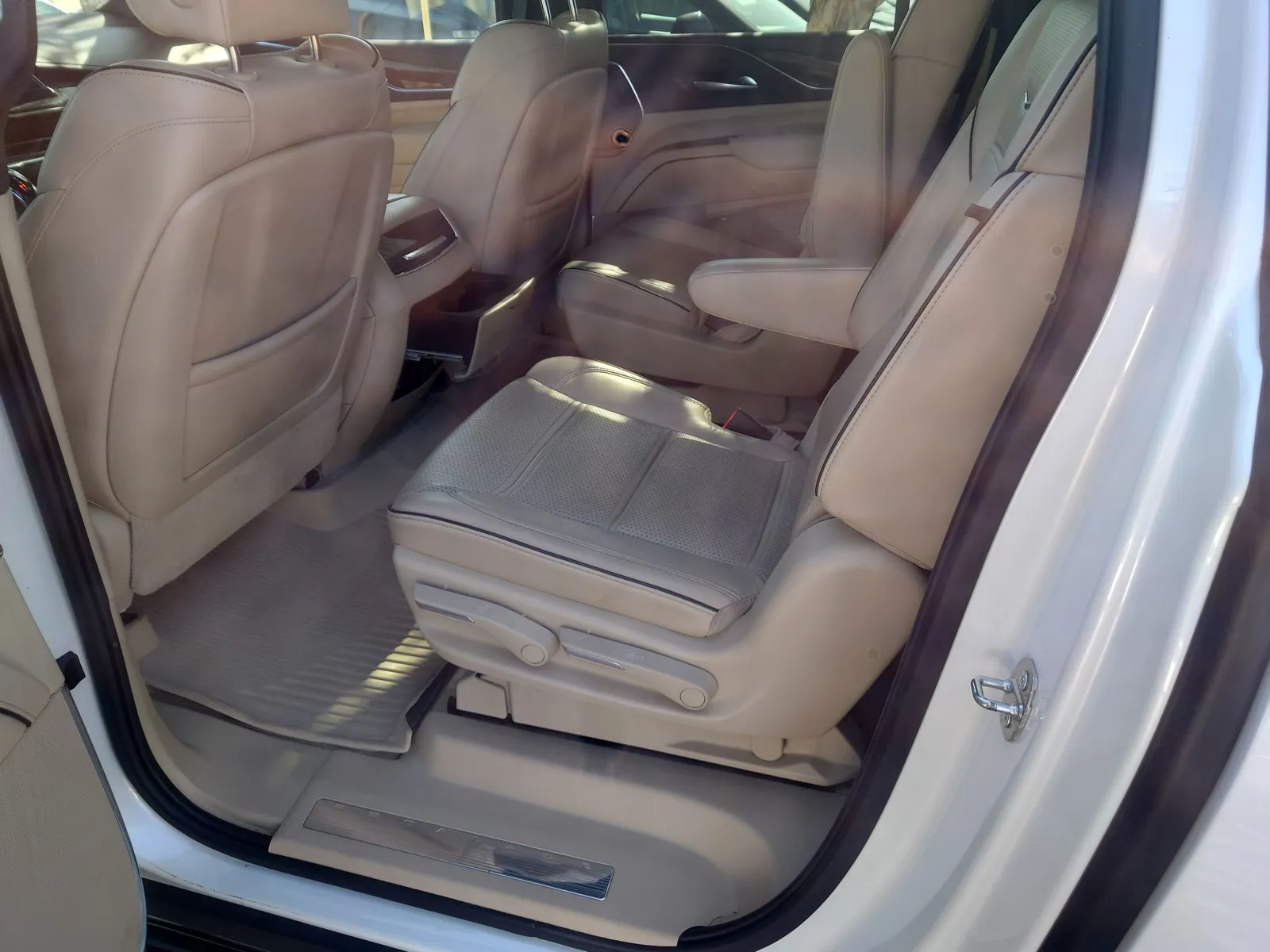 2021 Cadillac Escalade ESV Premium Luxury - Photo 14