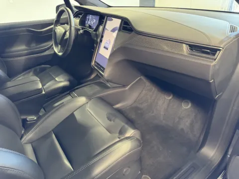 More photos of 2018 Tesla Model X 75D at Premium Autos - Norco, CA