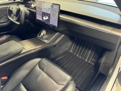 More photos of 2021 Tesla Model S Long Range at Premium Autos - Norco, CA
