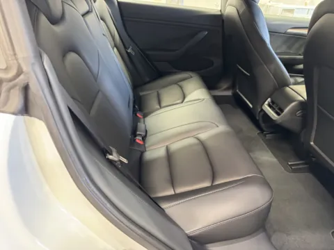 More photos of 2022 Tesla Model 3 Long Range at Premium Autos - Norco, CA
