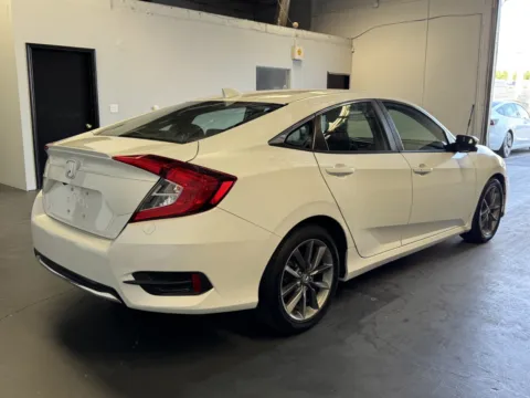 More photos of 2020 Honda Civic EX at Premium Autos - Norco, CA