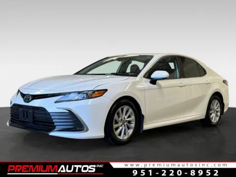 White 2022 Toyota Camry LE for sale in Norco, CA