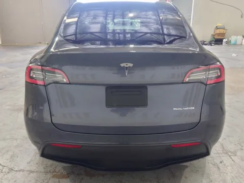 More photos of 2021 Tesla Model Y Long Range at Premium Autos - Norco, CA