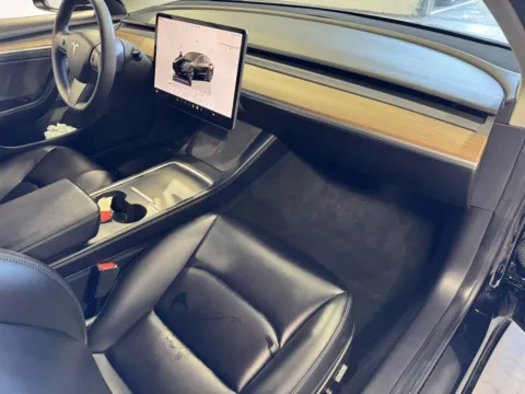 More photos of 2022 Tesla Model 3 Long Range at Premium Autos - Norco, CA