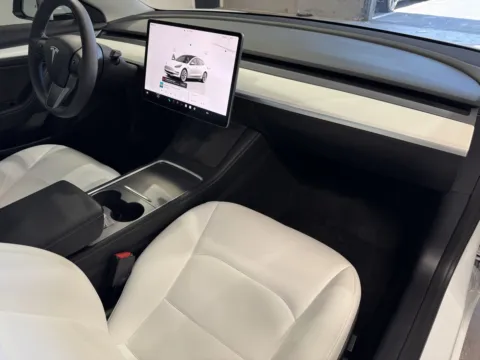 More photos of 2022 Tesla Model 3 at Premium Autos - Norco, CA