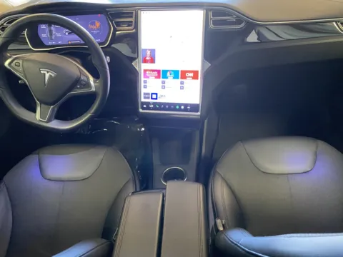 More photos of 2014 Tesla Model S at Premium Autos - Norco, CA