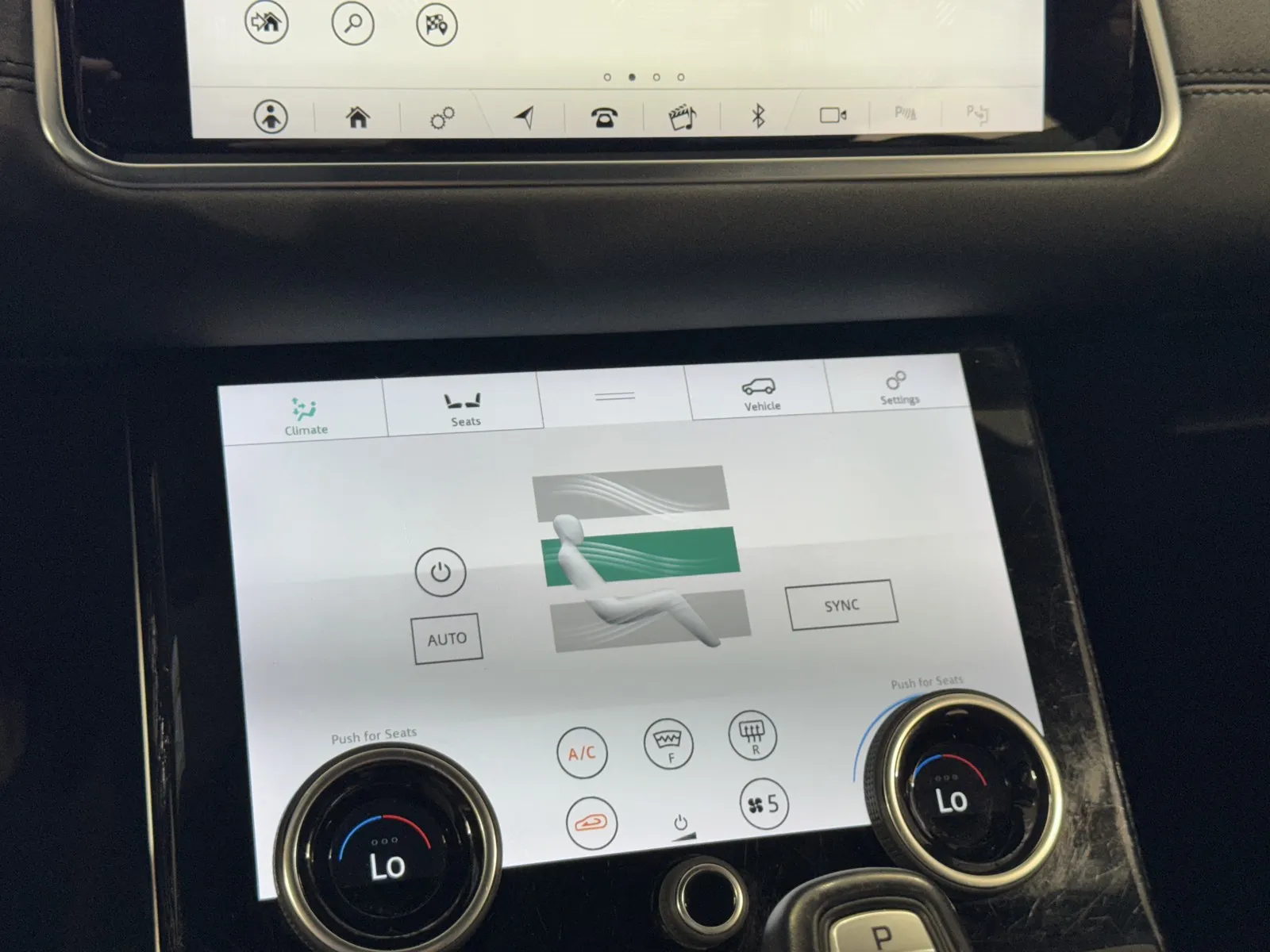 More photos of 2020 Land Rover Range Rover Evoque SE at Premium Autos - Norco, CA