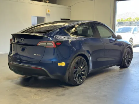 More photos of 2022 Tesla Model Y Performance at Premium Autos - Norco, CA