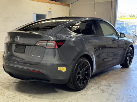 More photos of 2022 Tesla Model Y Long Range at Premium Autos - Norco, CA