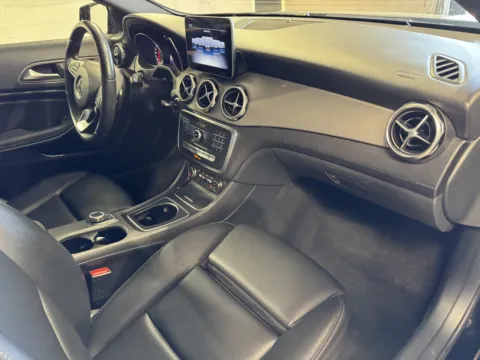 More photos of 2020 Mercedes-Benz GLA 250 at Premium Autos - Norco, CA