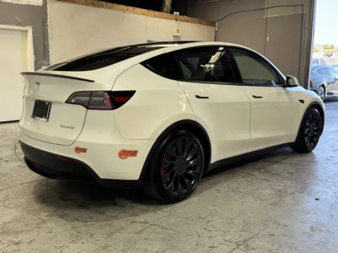 More photos of 2020 Tesla Model Y at Premium Autos - Norco, CA