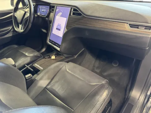 More photos of 2016 Tesla Model X at Premium Autos - Norco, CA