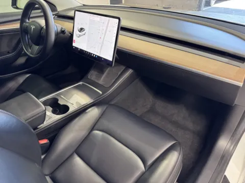 More photos of 2022 Tesla Model 3 Long Range at Premium Autos - Norco, CA