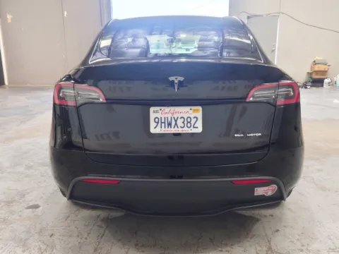 More photos of 2023 Tesla Model Y at Premium Autos - Norco, CA