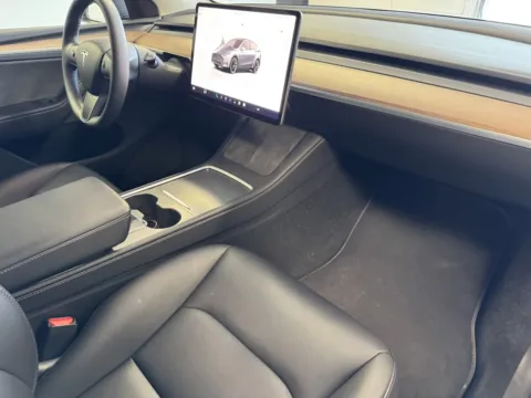More photos of 2023 Tesla Model Y at Premium Autos - Norco, CA