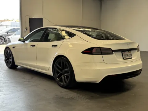 More photos of 2022 Tesla Model S at Premium Autos - Norco, CA