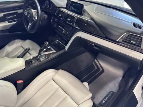 More photos of 2016 BMW M4 at Premium Autos - Norco, CA