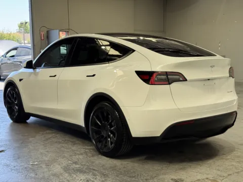 Photos of 2020 Tesla Model Y Long Range for sale in Norco, CA at Premium Autos - Norco