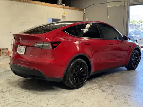 More photos of 2021 Tesla Model Y Long Range at Premium Autos - Norco, CA