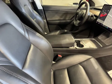 More photos of 2021 Tesla Model Y Long Range at Premium Autos - Norco, CA