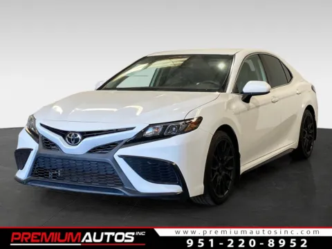 White 2021 Toyota Camry SE for sale in Norco, CA