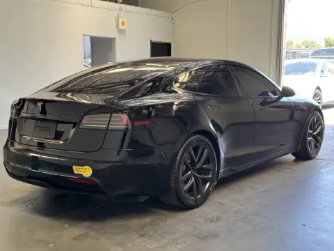 More photos of 2022 Tesla Model S at Premium Autos - Norco, CA