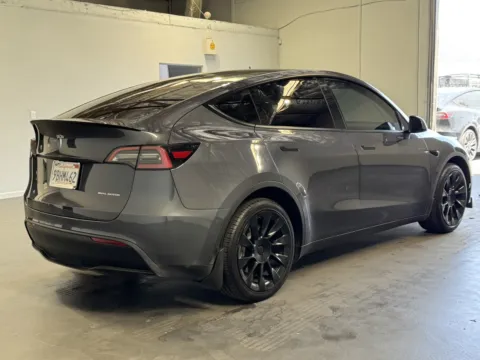 More photos of 2022 Tesla Model Y Long Range at Premium Autos - Norco, CA