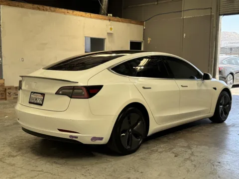 More photos of 2018 Tesla Model 3 at Premium Autos - Norco, CA