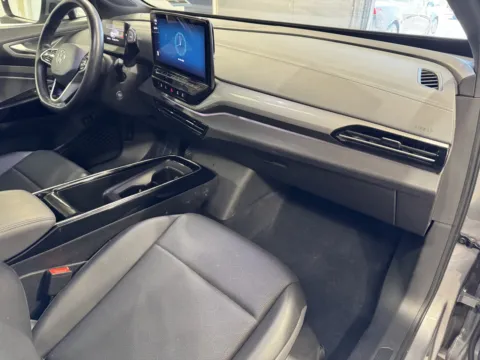 More photos of 2023 Volkswagen ID.4 Pro S at Premium Autos - Norco, CA