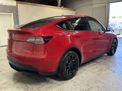 More photos of 2020 Tesla Model Y Long Range at Premium Autos - Norco, CA