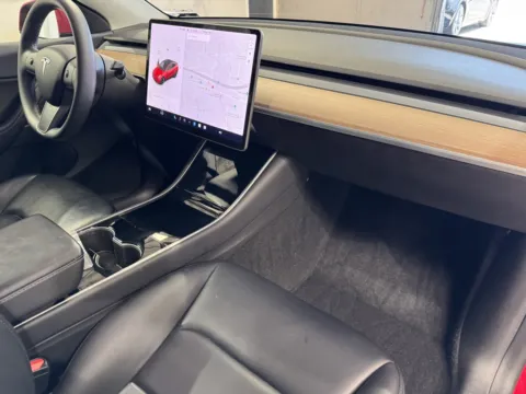 More photos of 2020 Tesla Model Y Long Range at Premium Autos - Norco, CA
