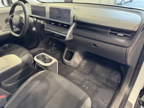 More photos of 2022 Hyundai IONIQ 5 SE at Premium Autos - Norco, CA