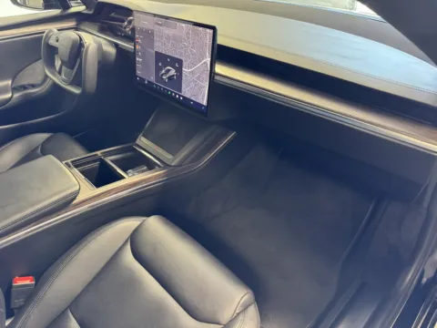 More photos of 2022 Tesla Model S at Premium Autos - Norco, CA