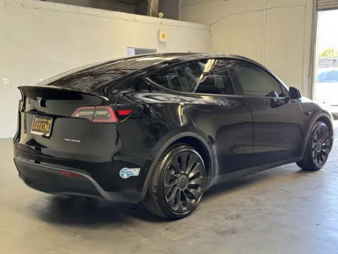 More photos of 2021 Tesla Model Y Long Range at Premium Autos - Norco, CA