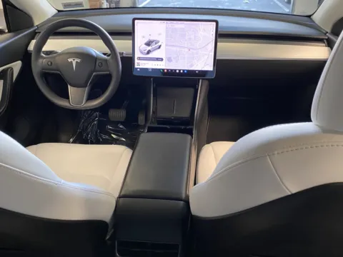 More photos of 2020 Tesla Model Y Long Range at Premium Autos - Norco, CA