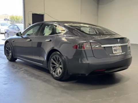 Photos of 2019 Tesla Model S for sale in Norco, CA at Premium Autos - Norco