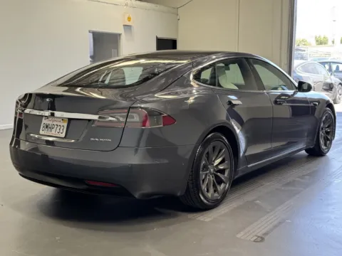 More photos of 2019 Tesla Model S at Premium Autos - Norco, CA