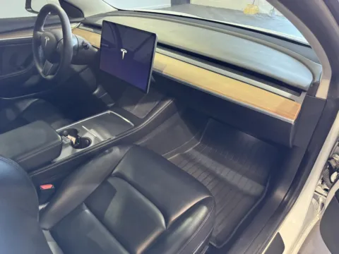 More photos of 2022 Tesla Model 3 Long Range at Premium Autos - Norco, CA