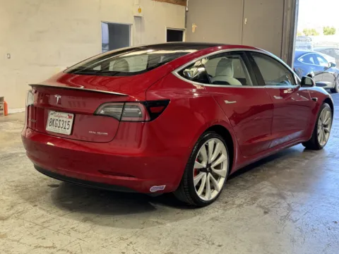 More photos of 2018 Tesla Model 3 PEFORMANCE at Premium Autos - Norco, CA