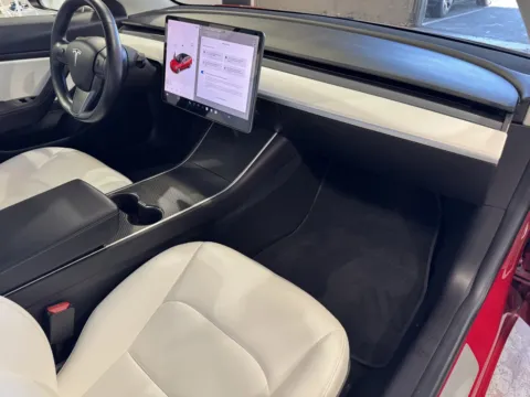 More photos of 2018 Tesla Model 3 PEFORMANCE at Premium Autos - Norco, CA
