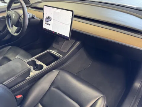 More photos of 2021 Tesla Model 3 Performance at Premium Autos - Norco, CA