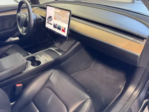 More photos of 2022 Tesla Model 3 at Premium Autos - Norco, CA