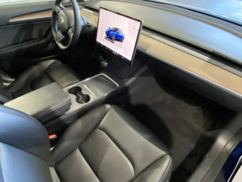 More photos of 2022 Tesla Model 3 at Premium Autos - Norco, CA