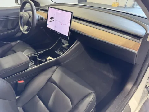 More photos of 2019 Tesla Model 3 at Premium Autos - Norco, CA