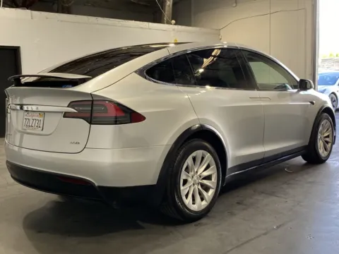 More photos of 2017 Tesla Model X at Premium Autos - Norco, CA