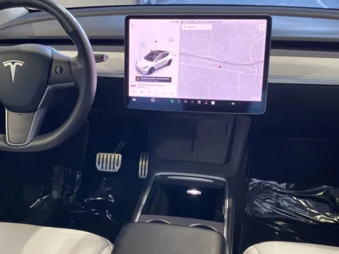 More photos of 2021 Tesla Model Y Performance at Premium Autos - Norco, CA