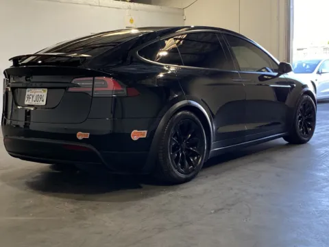 More photos of 2017 Tesla Model X at Premium Autos - Norco, CA